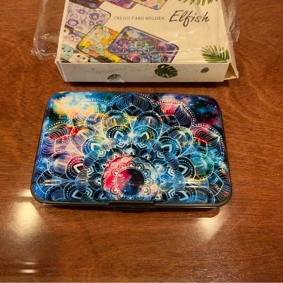 Elfish credit card holder - Picture 1 of 4